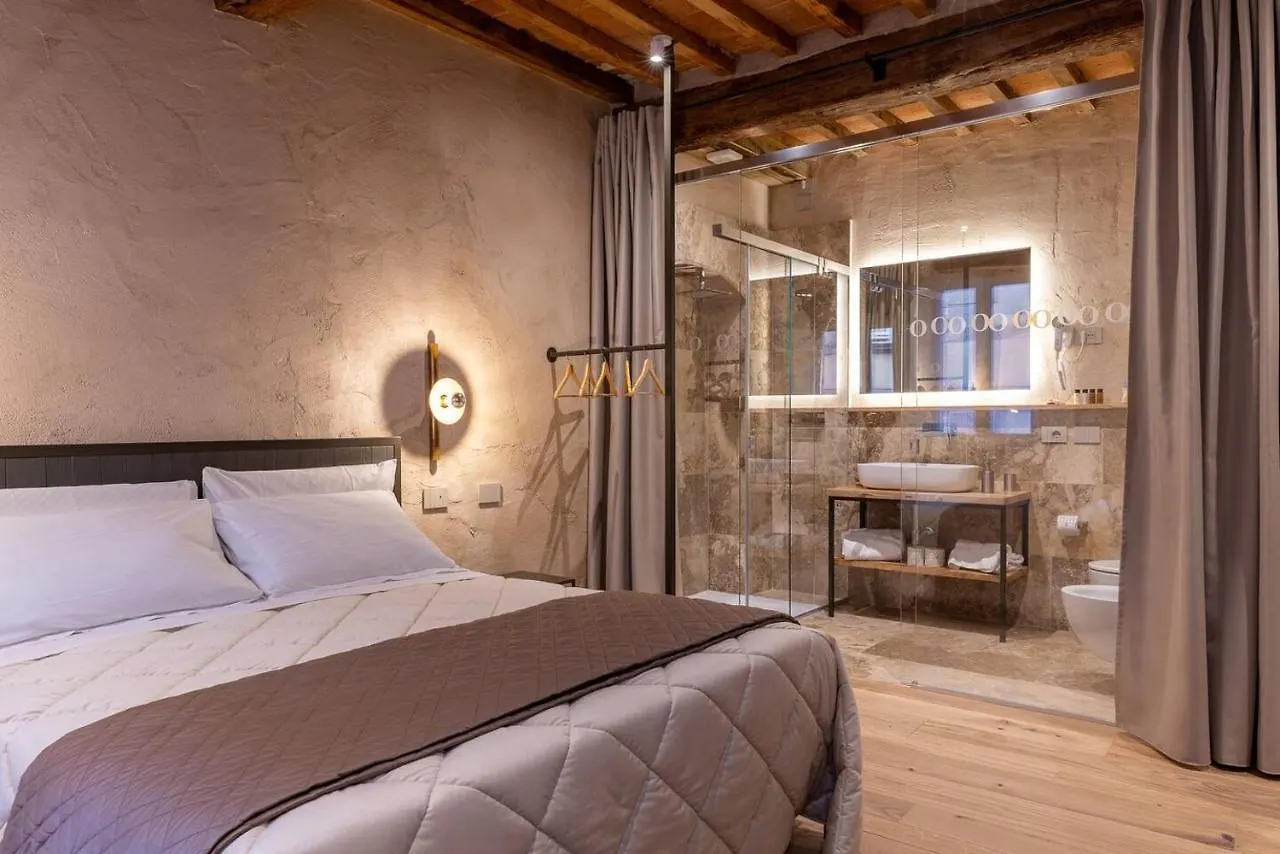 Truffle House Tuscany Tuber Melanosporum Vitt Montepulciano